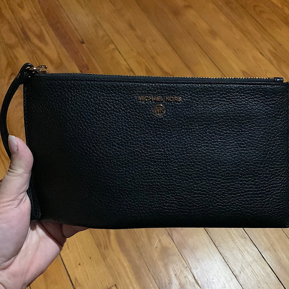 Black Leather Michael Kors Wristlet